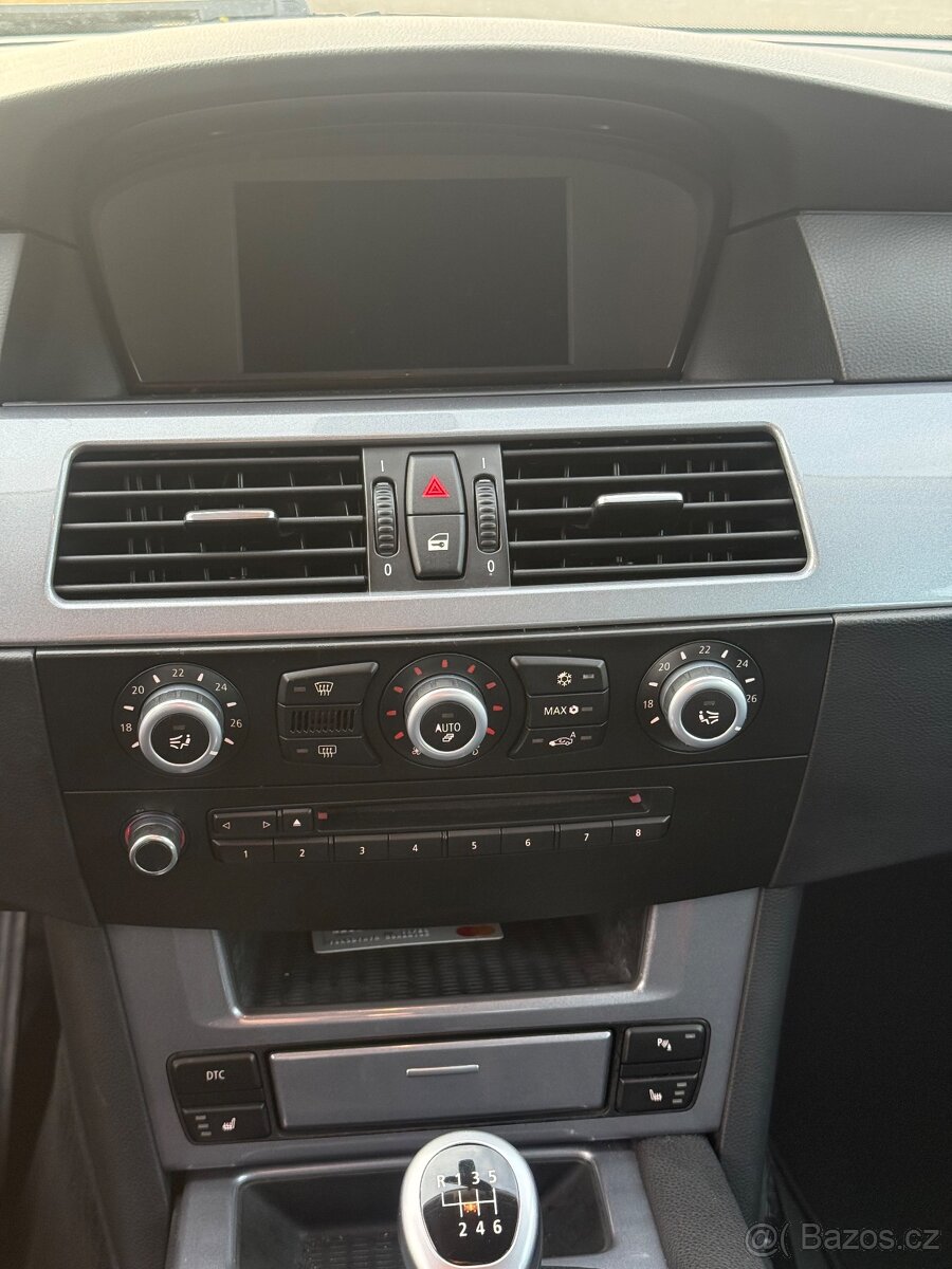 BMW E60 520i 2008 - 2