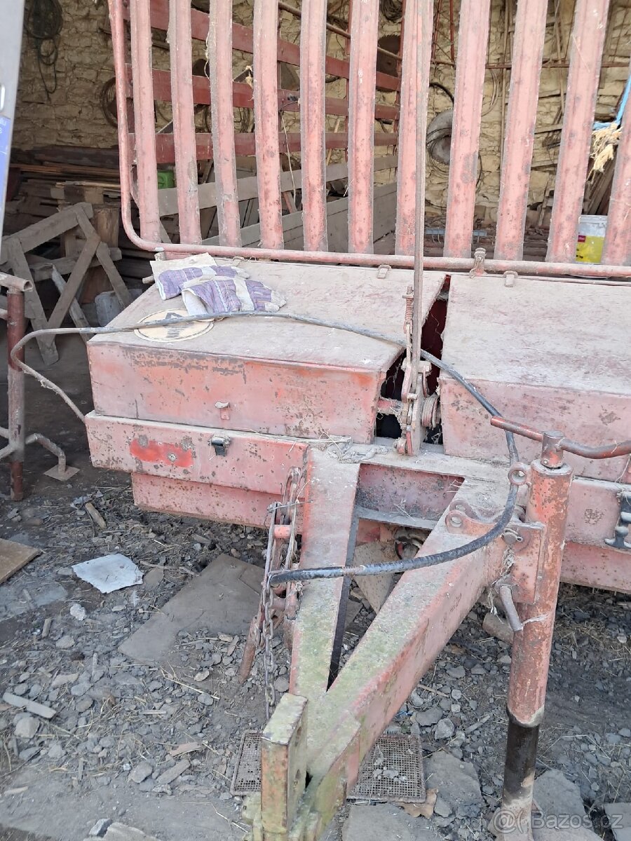 Sběrací vůz KRONE HS 3 - 2