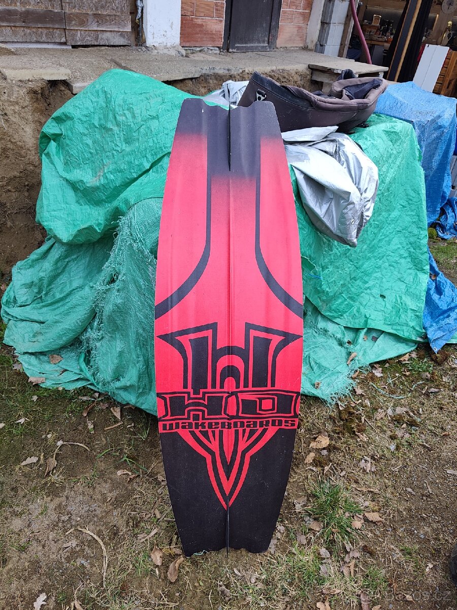 PRODÁM WAKEBOARD - 2