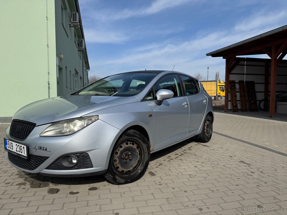 Seat Ibiza 2010 1.4 (63 Kw) - 105tis. - 2