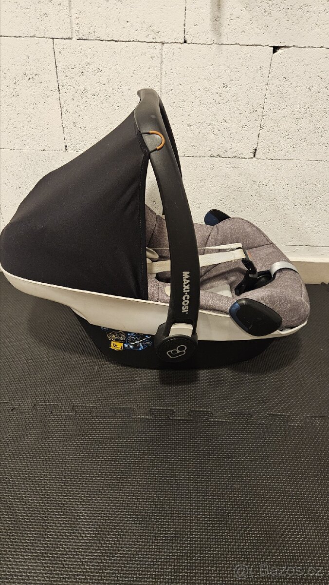 Dětská autosedačka Maxi Cosi. - 2