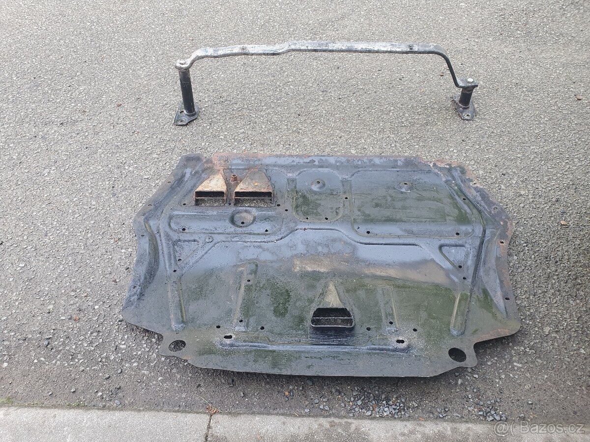 Ocelový kryt pod motor - 2