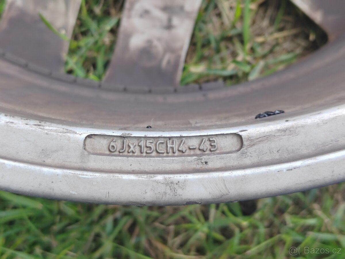 Alu ráfky 4x100 6Jx15 ET43 - 2