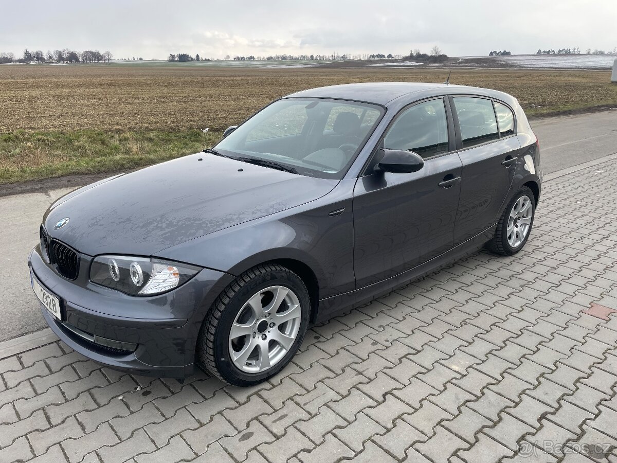 BMW 116i 90kw rok 2008 181000km super stav - 2