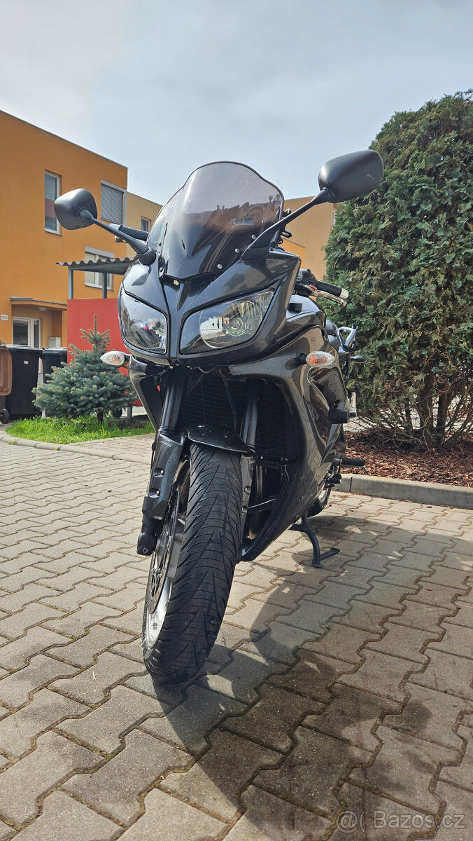 Yamaha FZ1 Fazer GT - 2