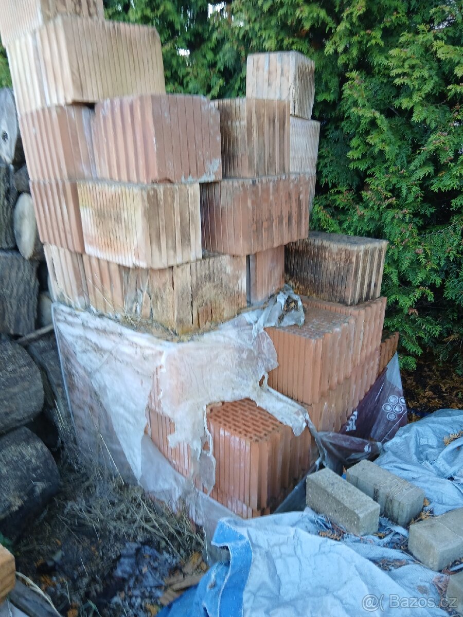 Prodám cihly viz fota - 2