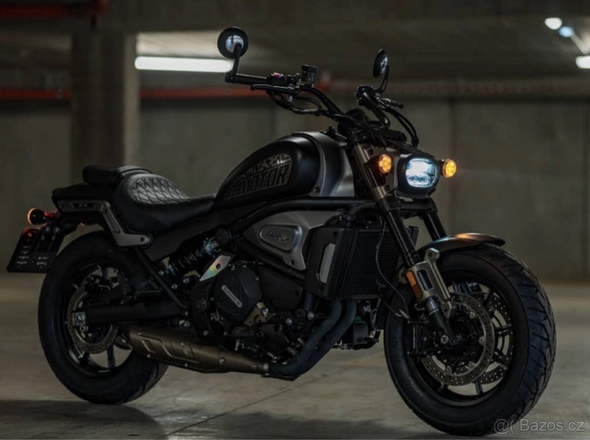 Prodám QJ MOTOR SRV 700 - 2