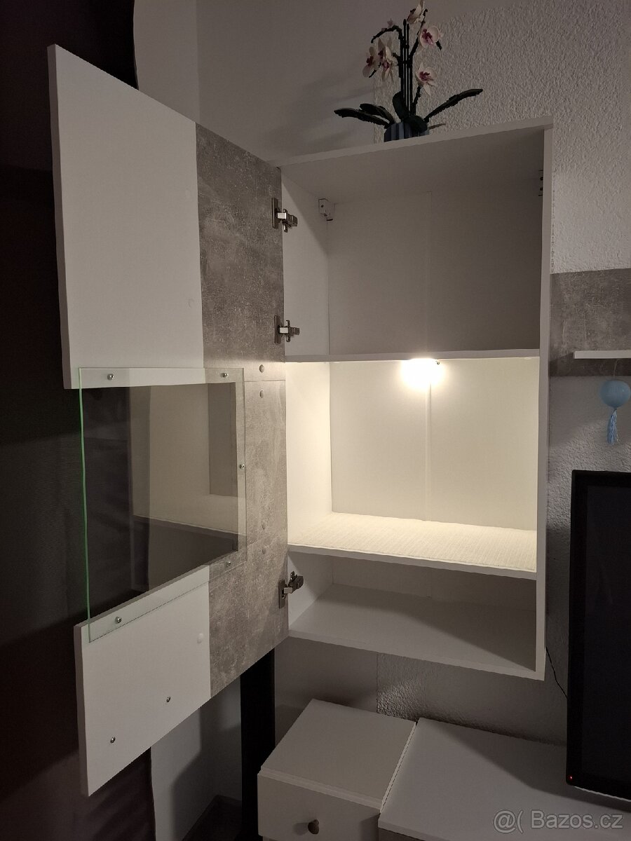 Obývací stěna - 2