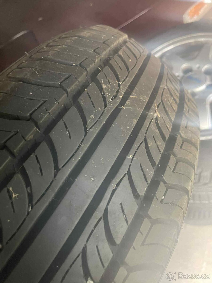 Sada Pneu 185/60 R14 - 2