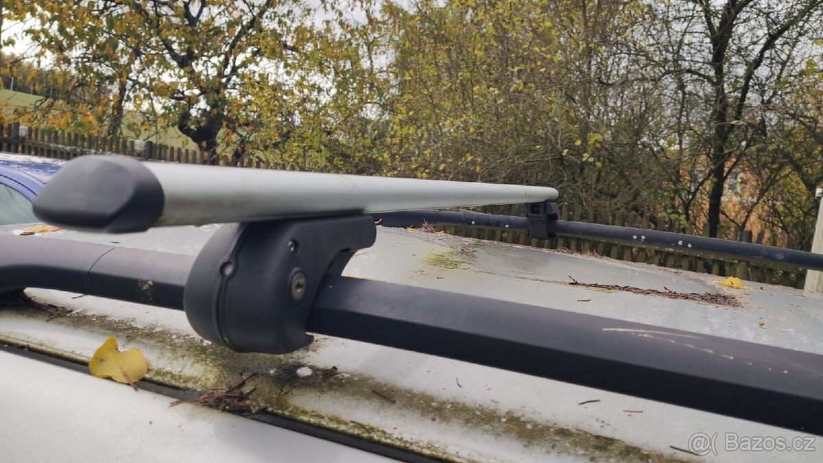 Držák na střešní lyže - příčník - 2