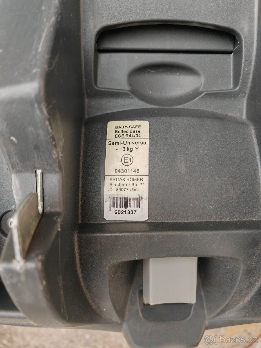 Britax Baby Safe belted base - 2