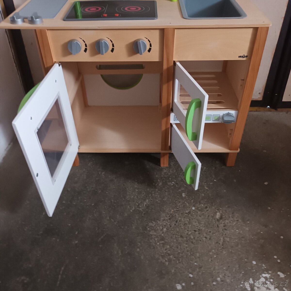 Dětská dřevěná kuchyňka - 2