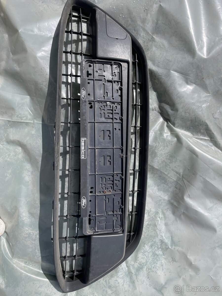 Ford fiesta maska předního nárazníku - 2