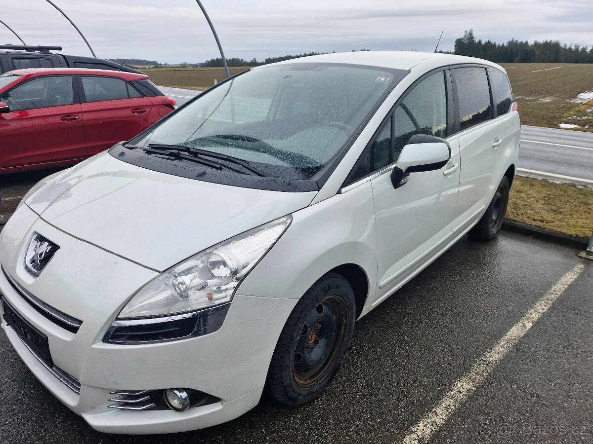 Peugeot 5008 rv.2012 - 2