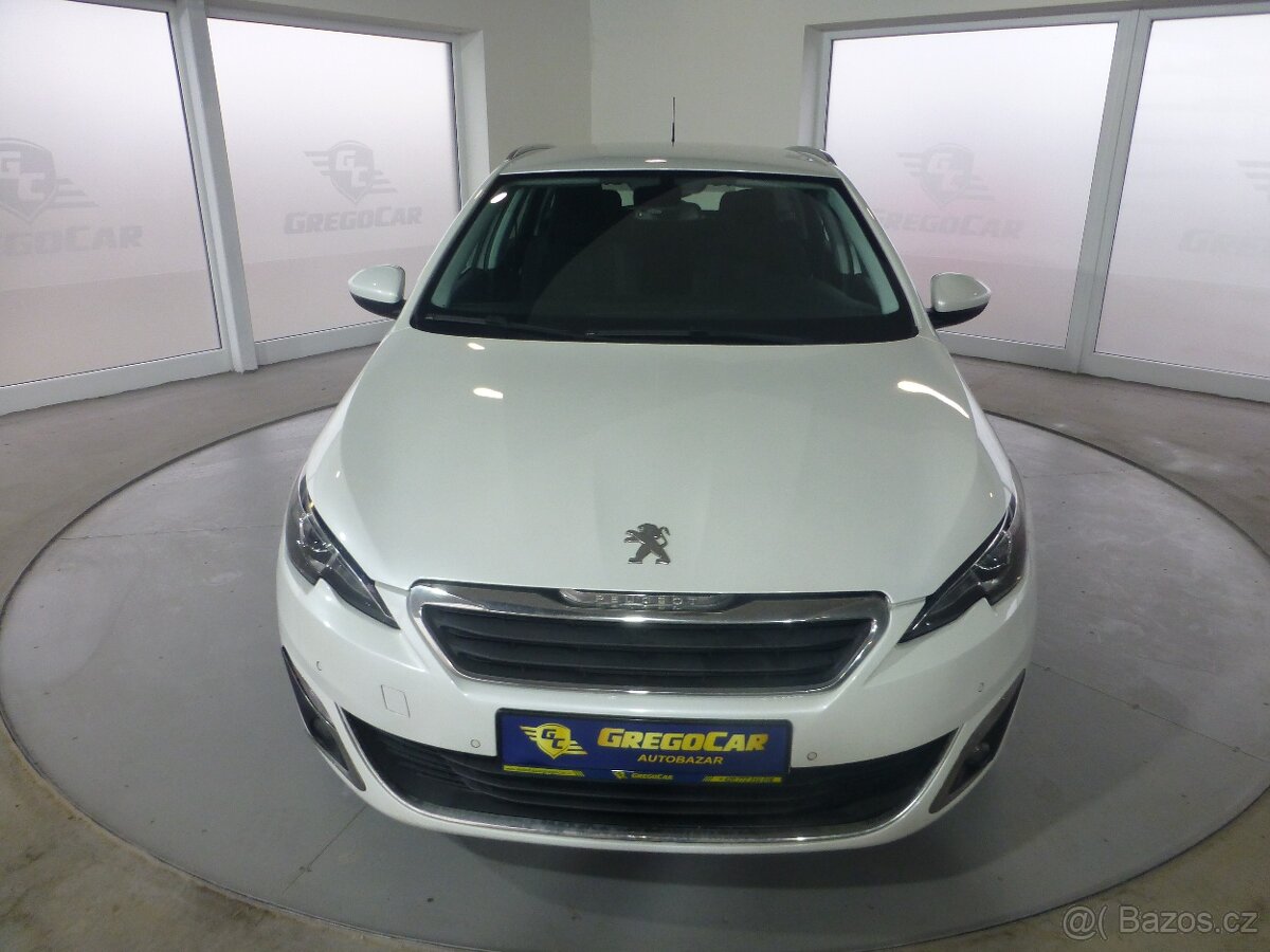 Peugeot 308 1,6HDI NAVIGACE ALU FULL LED - 2