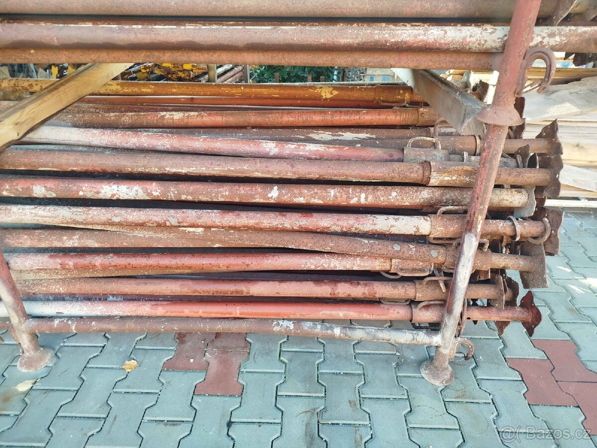 Prodám stavební stojky - 2