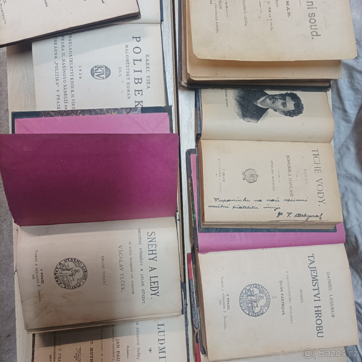 ROMANY A RŮZNÉ KNIHY - 2