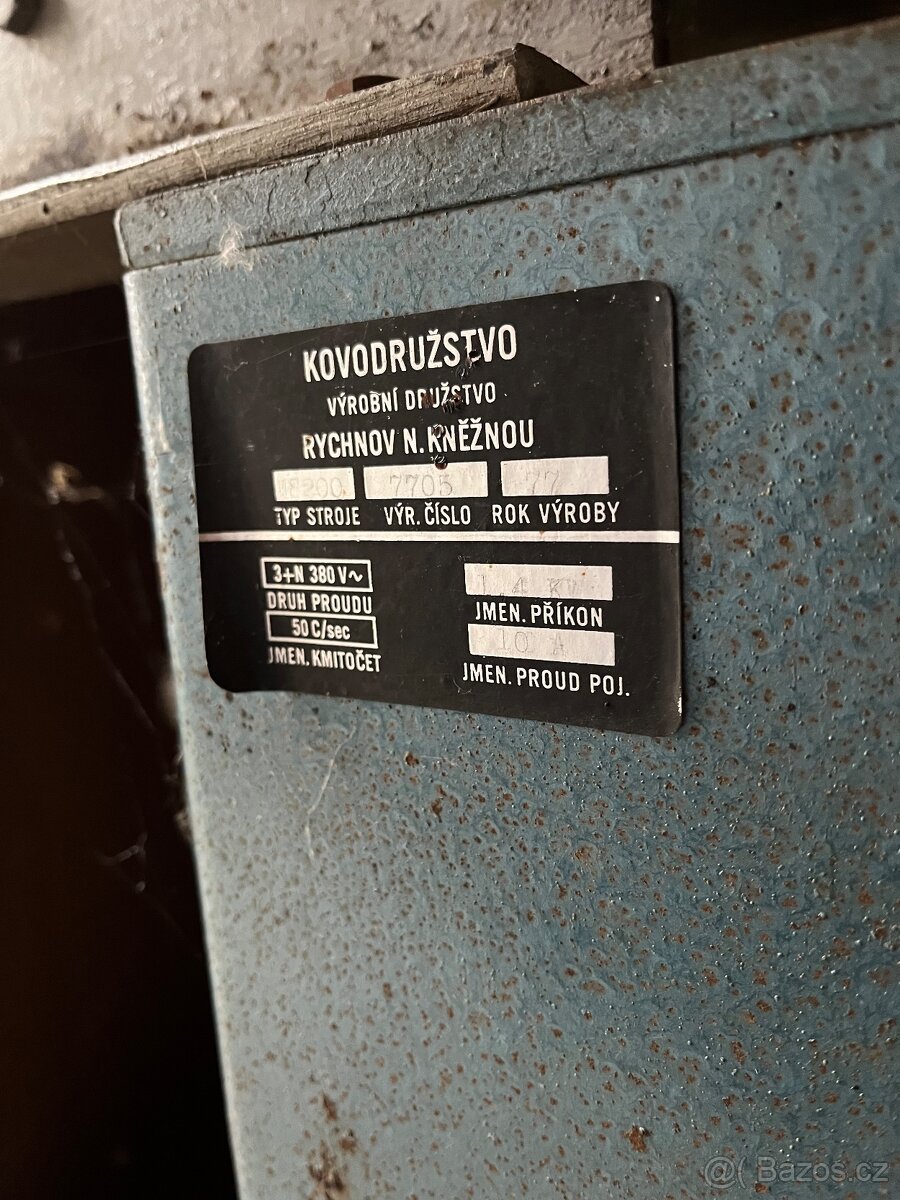 Hoblovka / srovnávačka KDR MS200 - 2