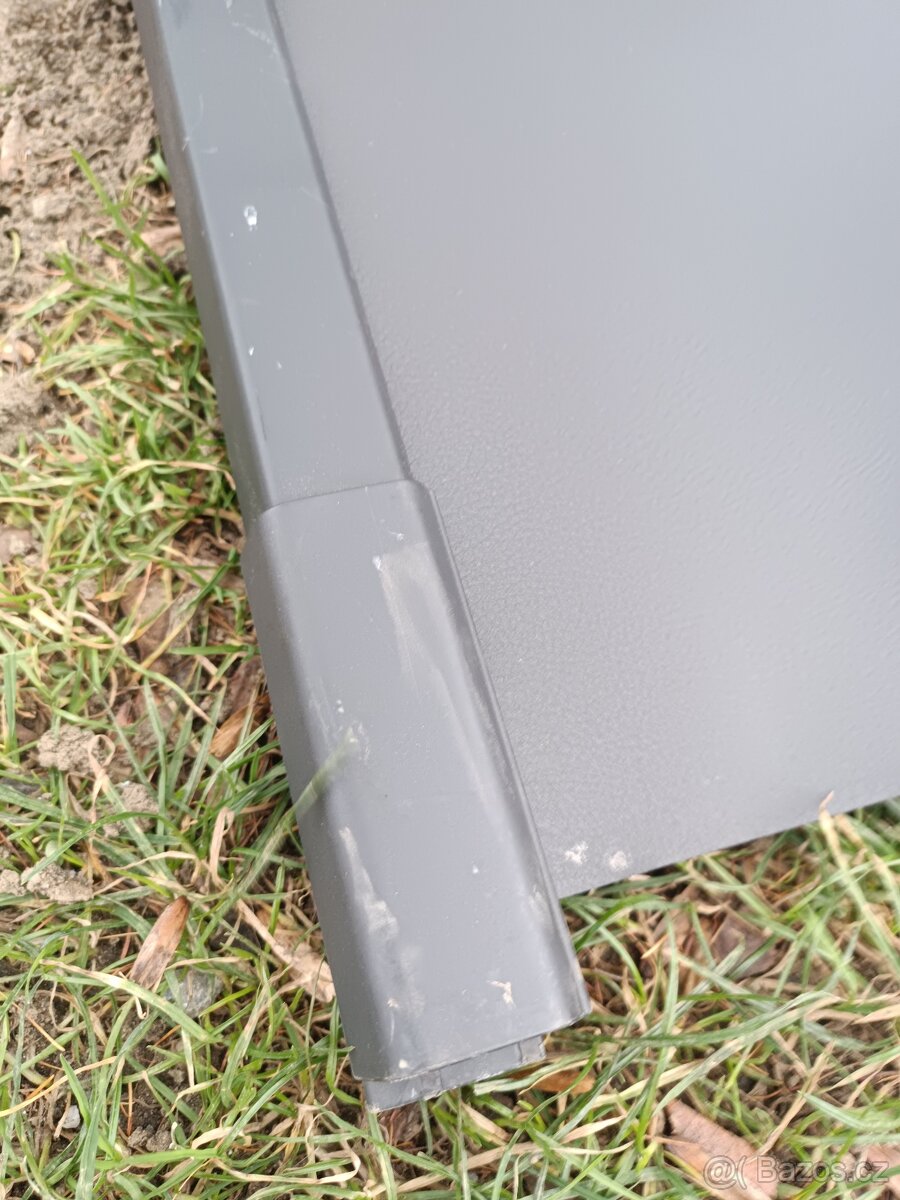 Roletka do kufru VW Touran 2011. - 2