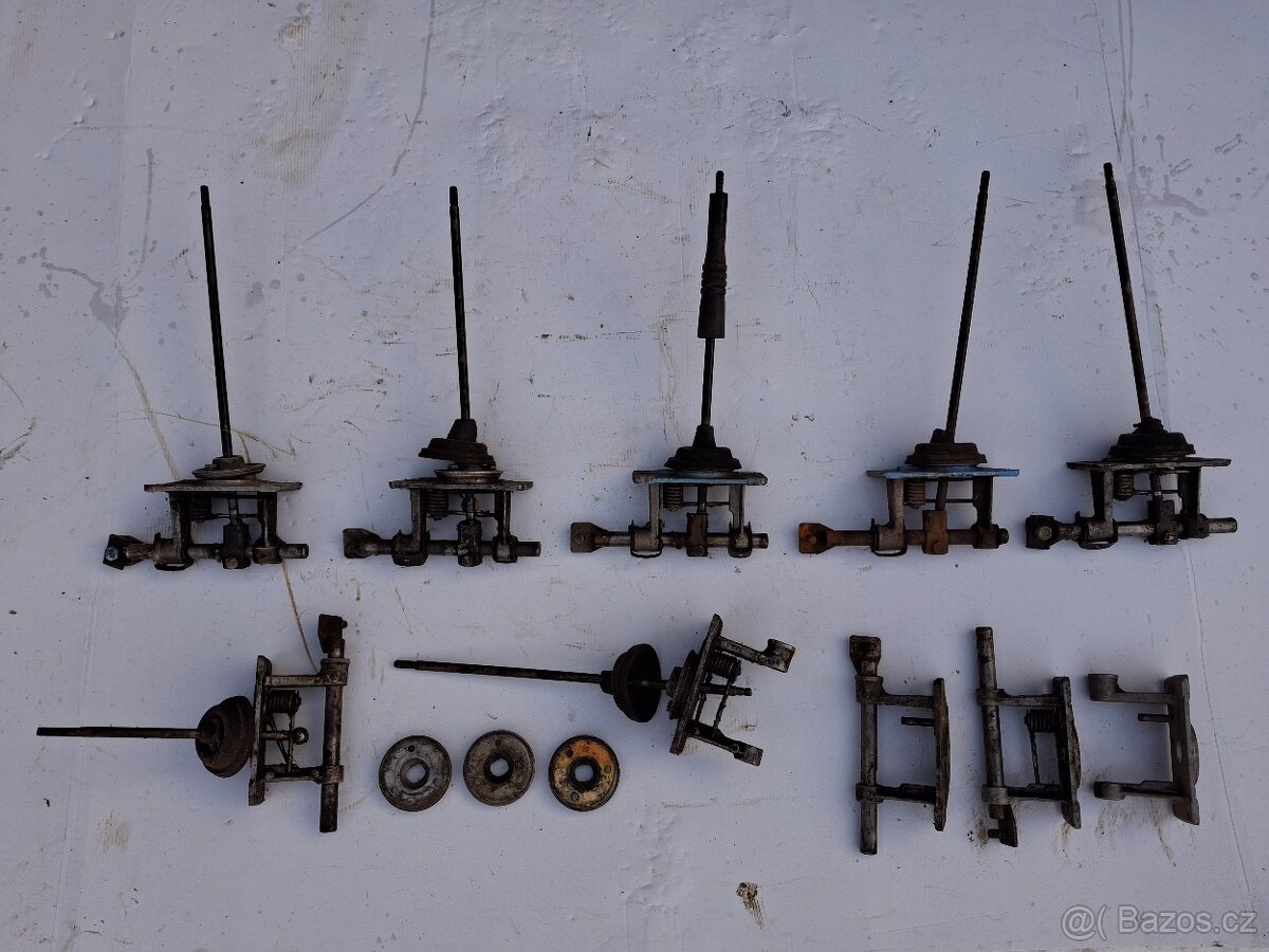 Kulisa řazení - Škoda 100 - 120 - 2