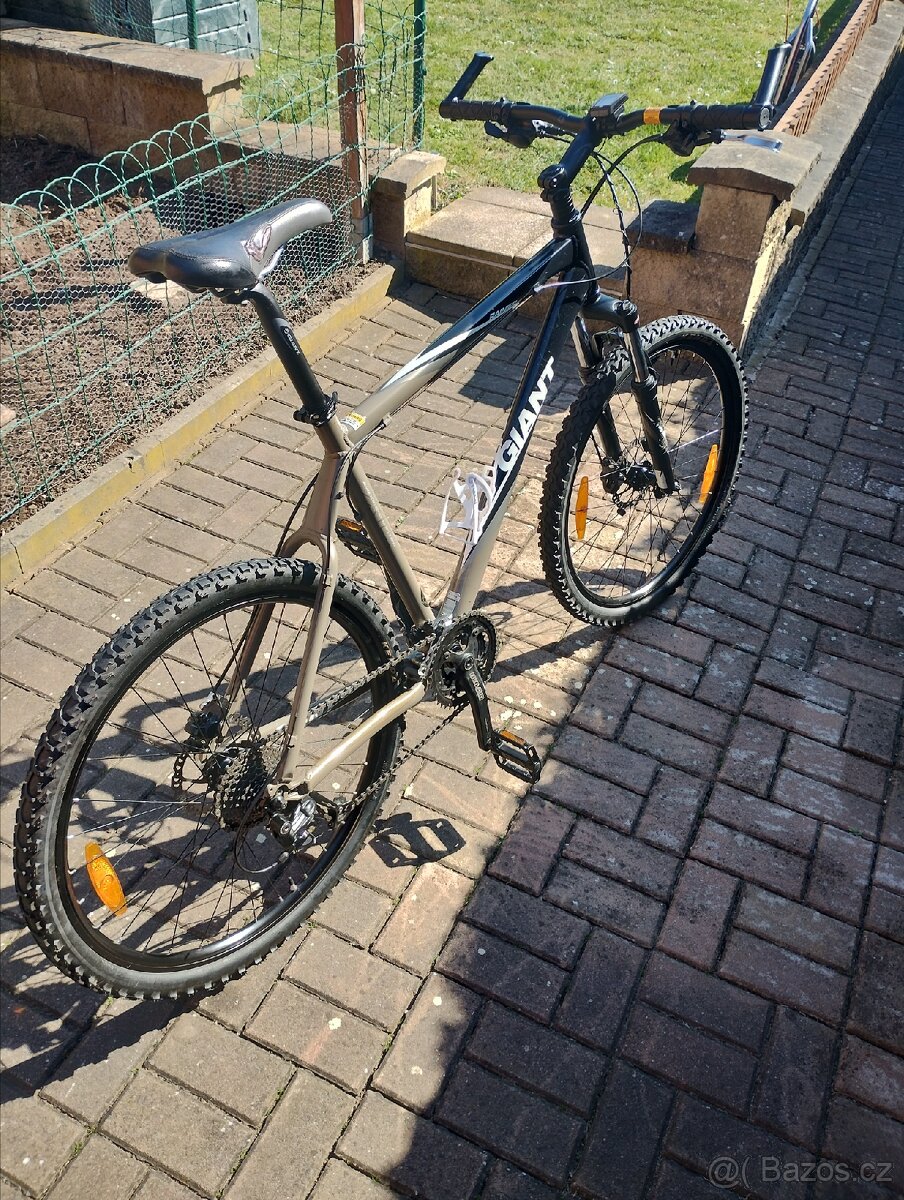 Prodám horské kolo GIANT Renier - 2