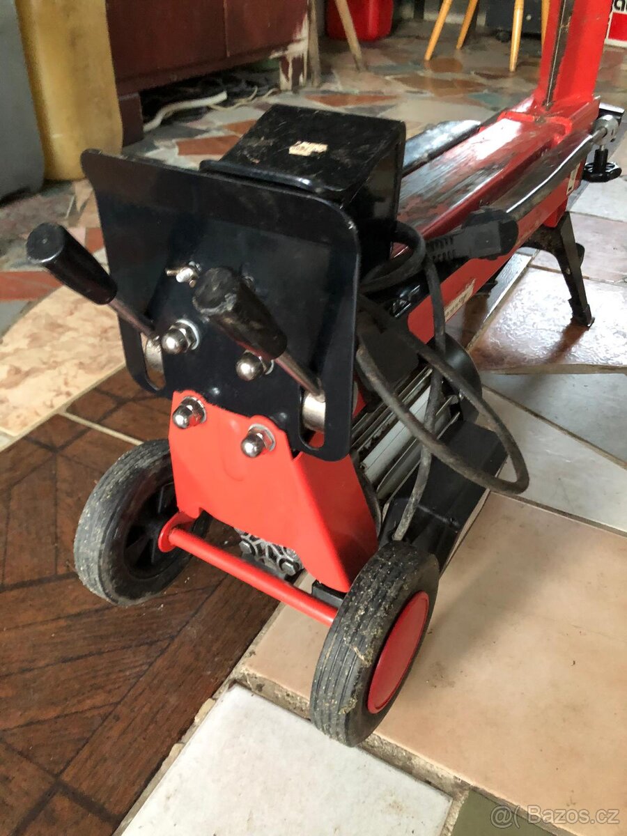 Vega LS6 Vario - štípačka na dřevo - 2