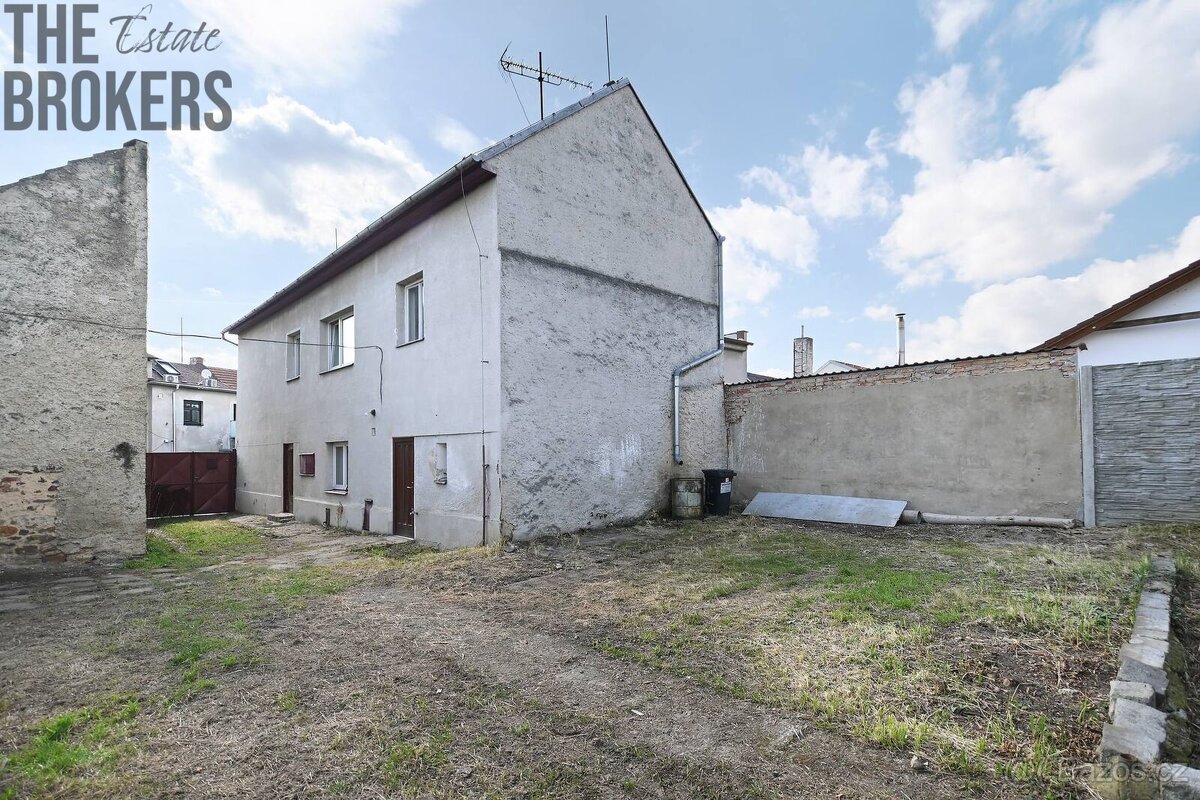 Prodej rodinného domu Dubeč - 2