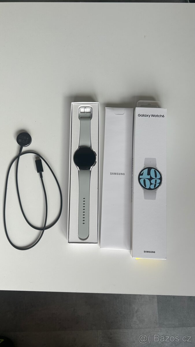 SAMSUNG Galaxy Watch 6 44mm LTE stříbrná - 2