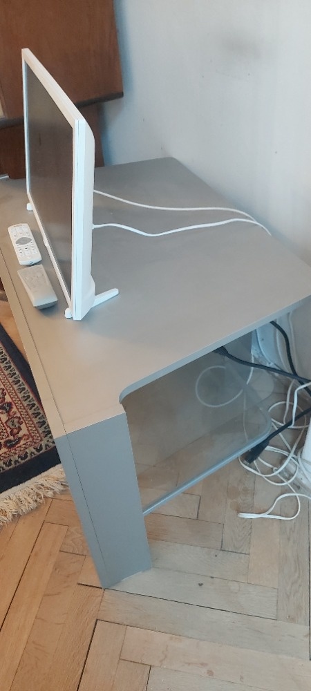 PHILIPS Ultratenký LED televizor Full HD , bílá barva - 2