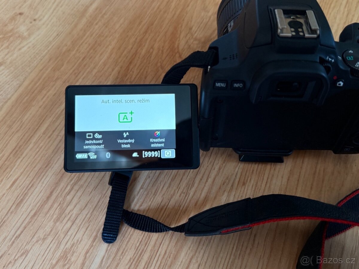 Canon EOS 250D+ blesk + stativ + brašna - 2
