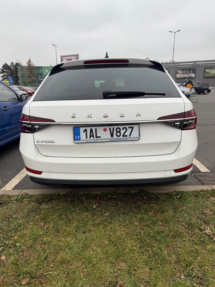 Škoda Superb. 110 kw. Webasto. Premium - 2