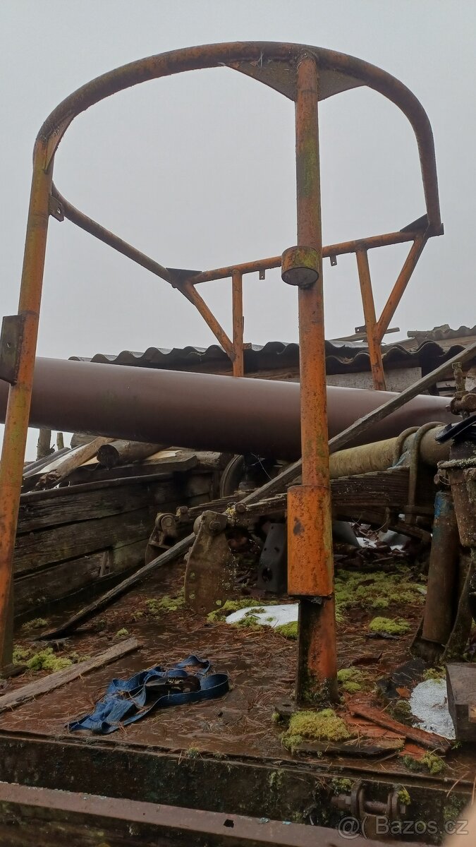 Kabina a ram na traktor zetor - 2