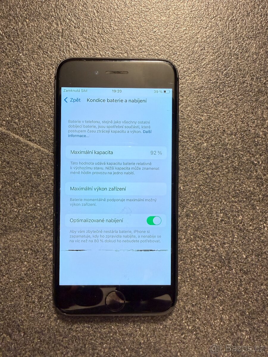 Prodám starý iPhone 8 - 2