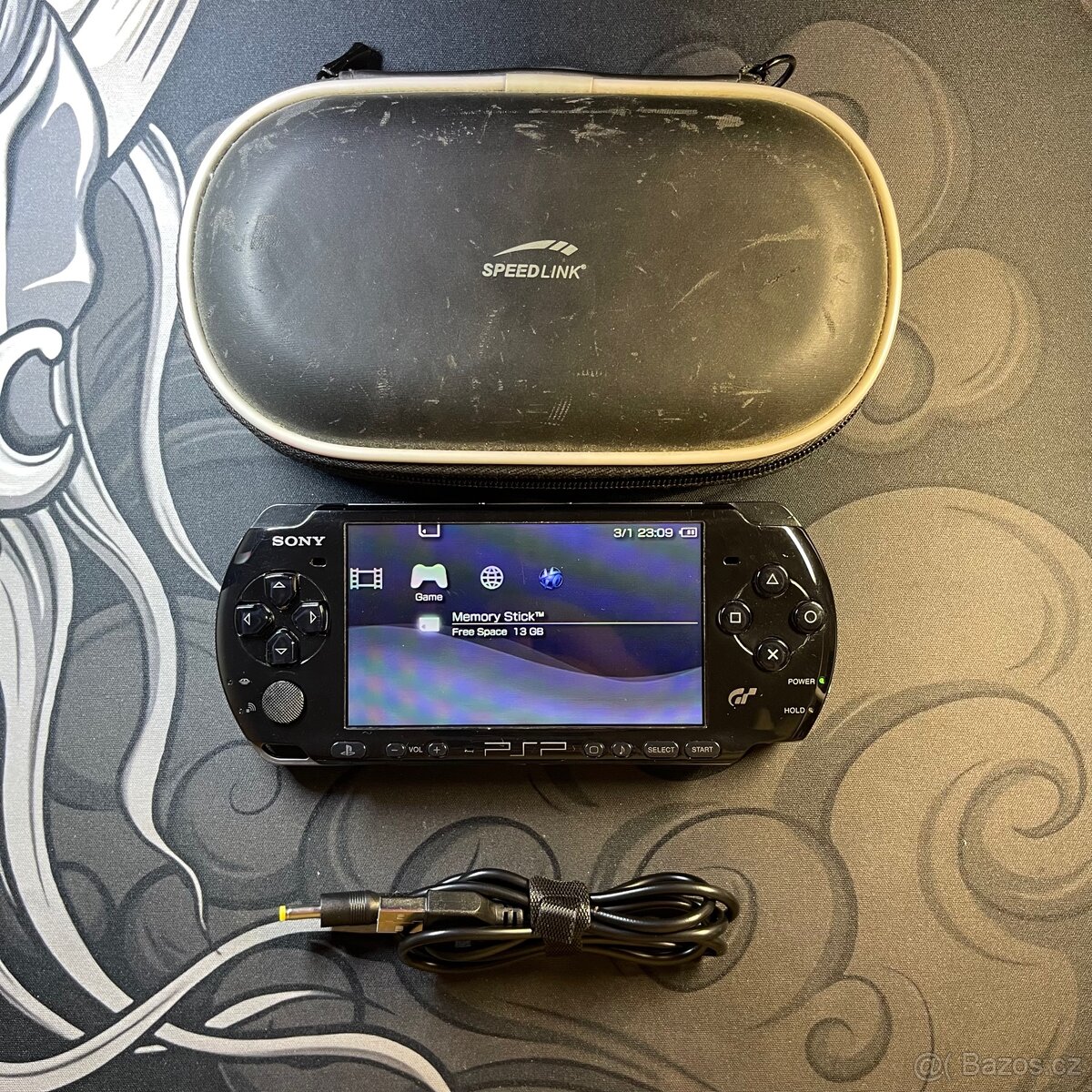 PSP/ 40 HER/ 64GB KARTA - 2