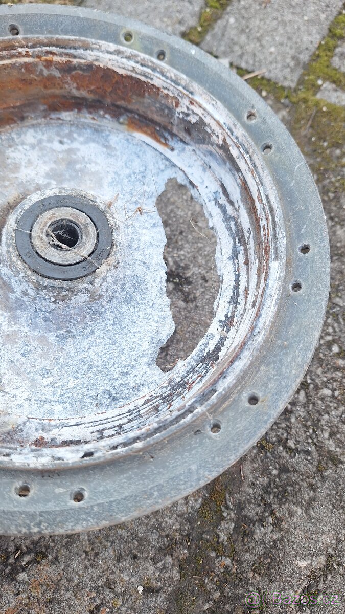 Cz Motokros predný náboj - 2