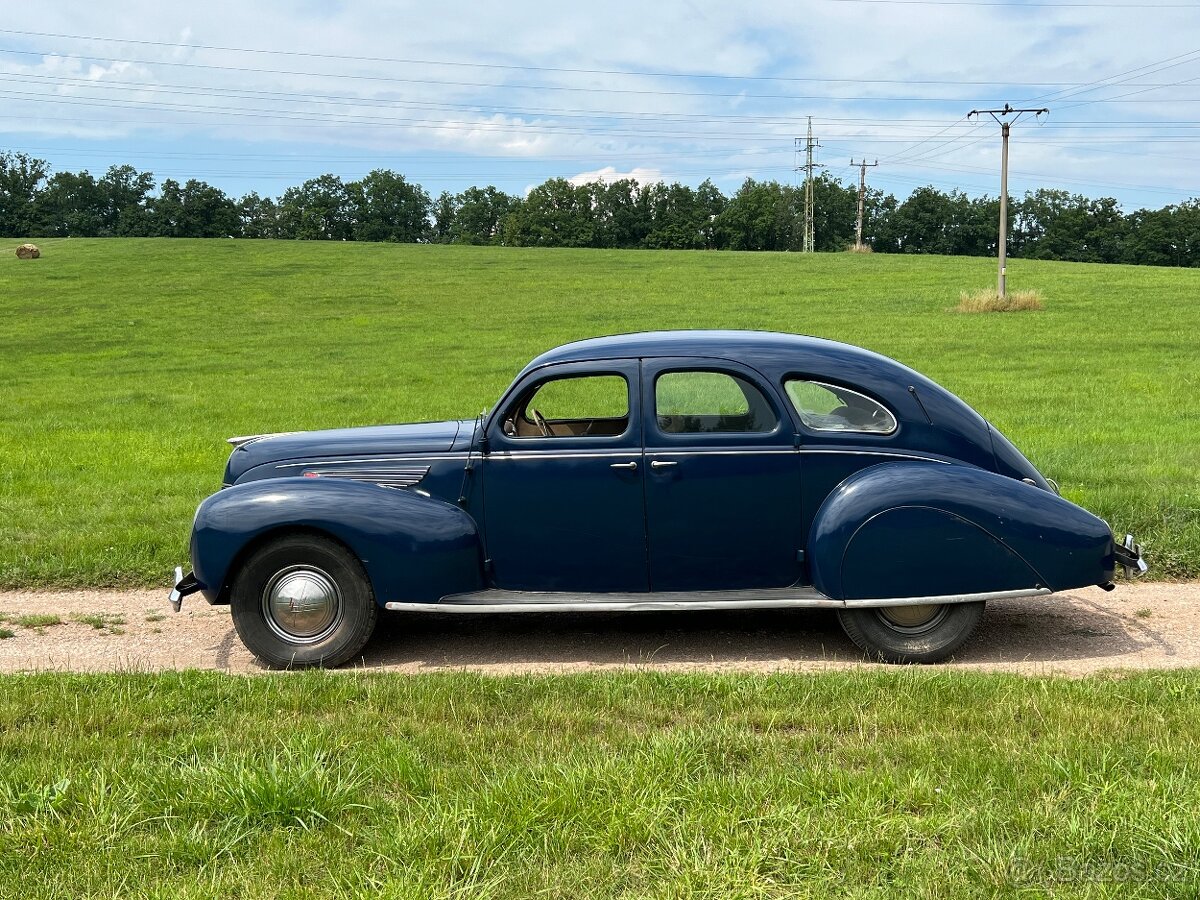 1938 Lincoln Zephyr - 2