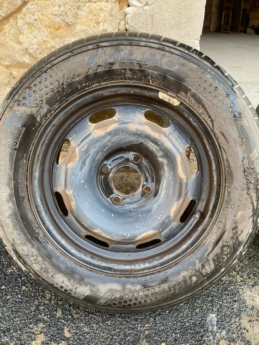 Plechače na Peugeot R15 - 2