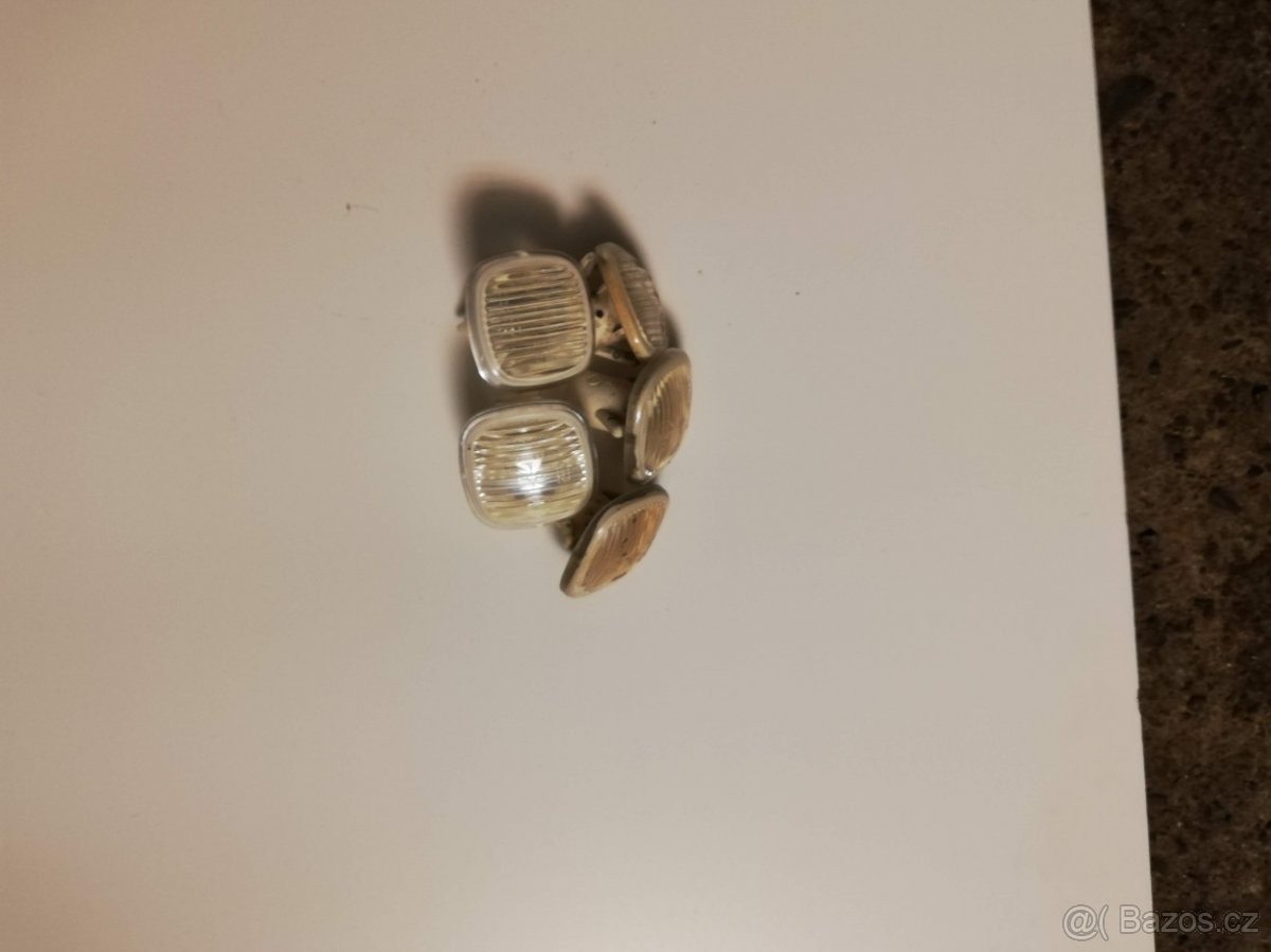 Prodám L/P boční blikač bílý - 2