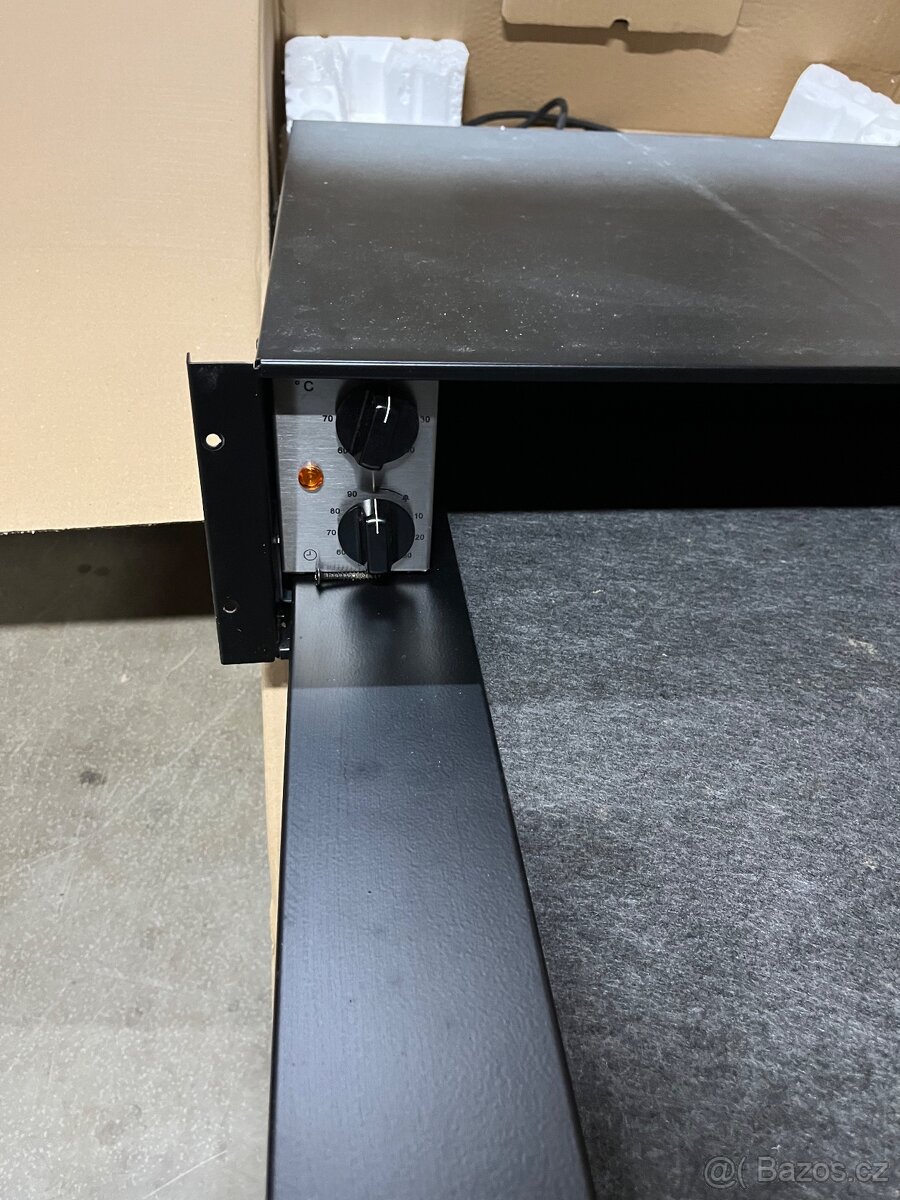 Ohřívač talířů - 2