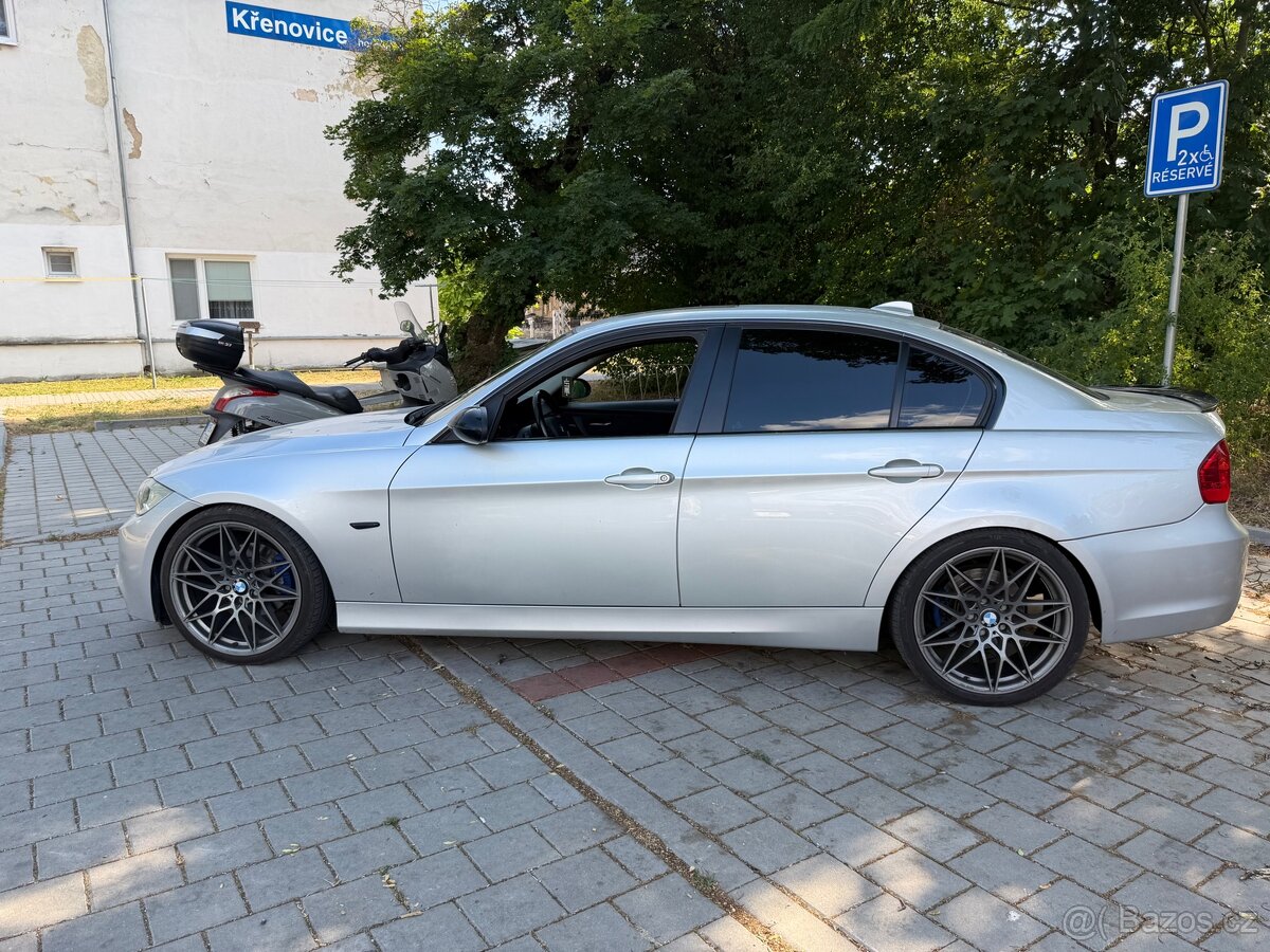 BMW 325i E90 - 2