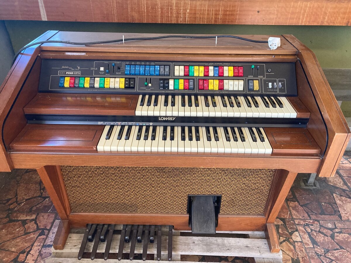 Elektronické varhany funkční - 2