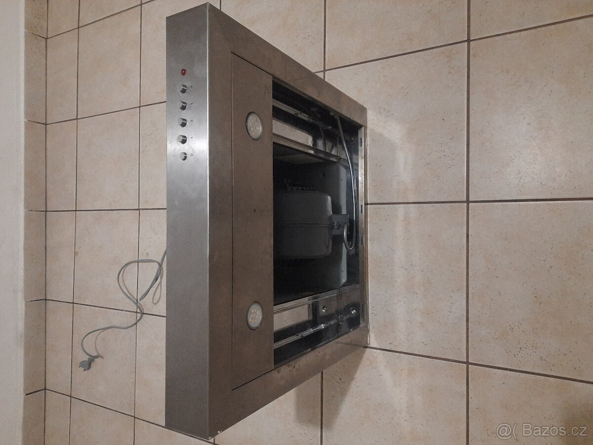 Nerezová digestoř - 2