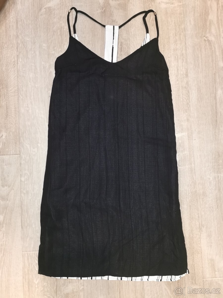 3 x šaty a overálek, vel. L/XL - SLEVY - 2