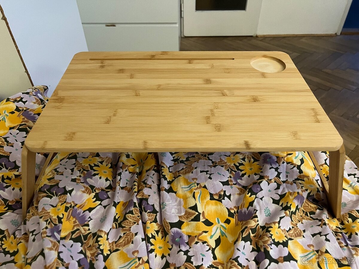 Podnos / stolek do postele - 2