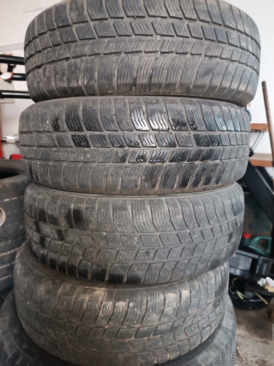 Zimní pneu 185/65/15 - 2