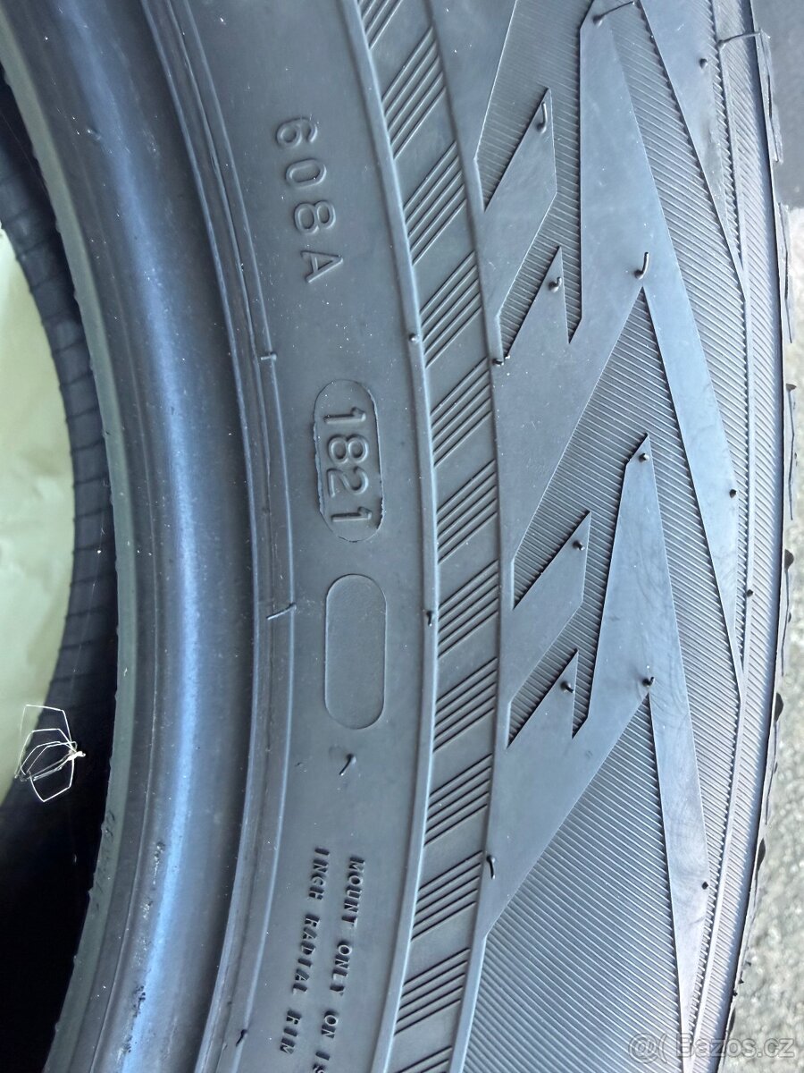 Zimní pneu NOKIAN WR SUV 4 265/55 R 19 - 2