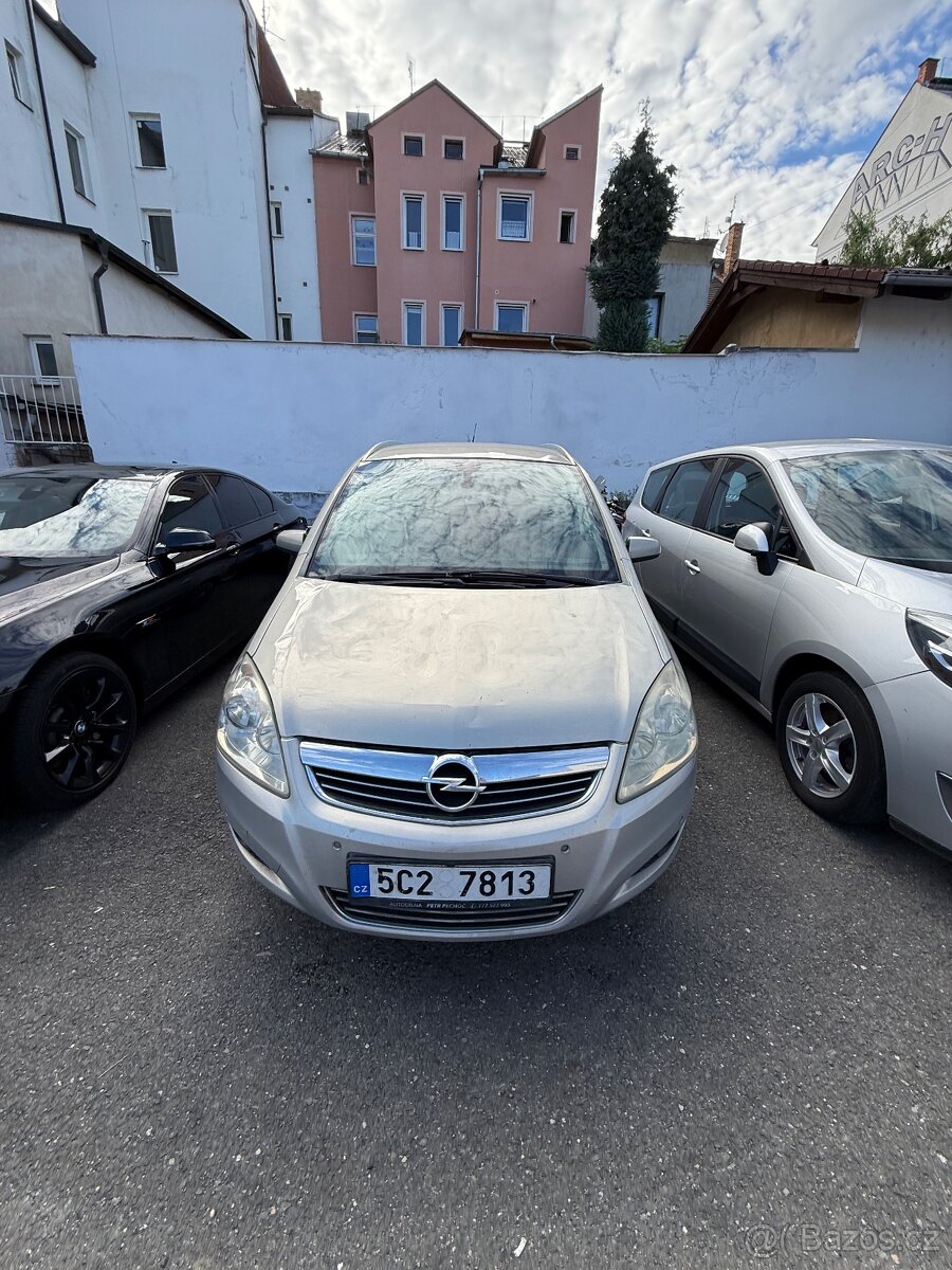 Opel Zafira, 1.7CDI 81KW KUŽE KLIMA 7MIST Ojeté, 11/2008, 28 - 2