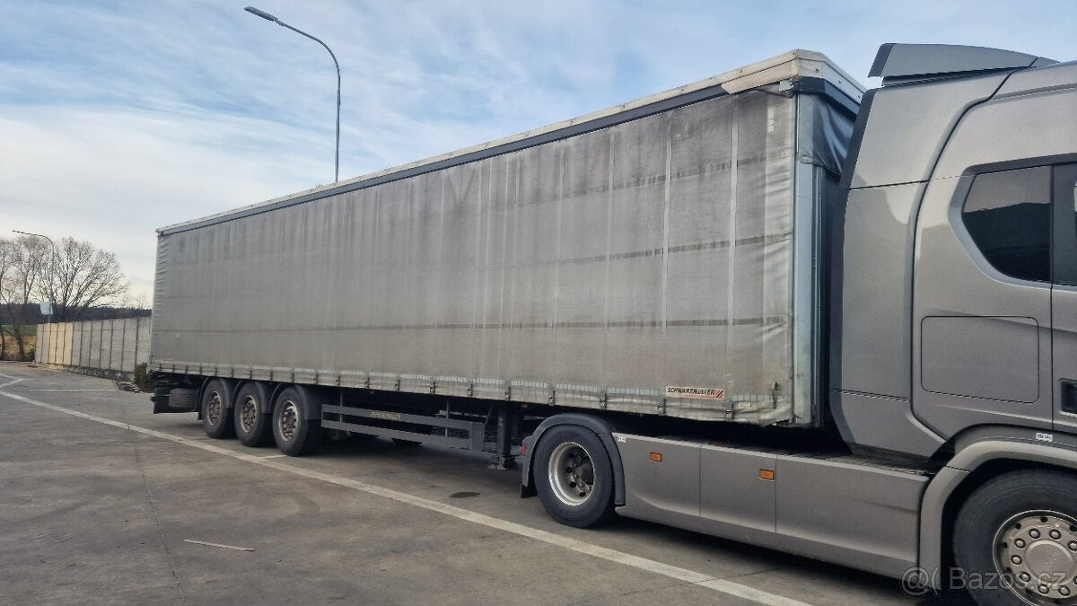 Plachtový návěs Schwarzmuller / 2018 / skladem - 2