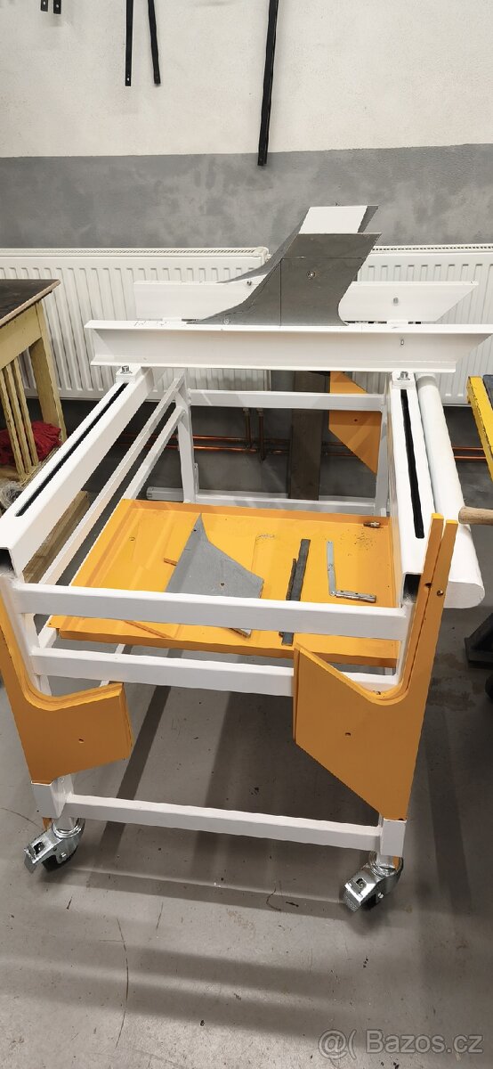 Šablona na výrobu oplechování komínů a oken - 2