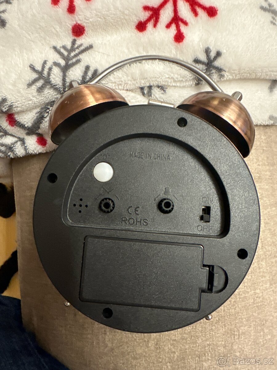 Budik retro ( na baterky) - 2